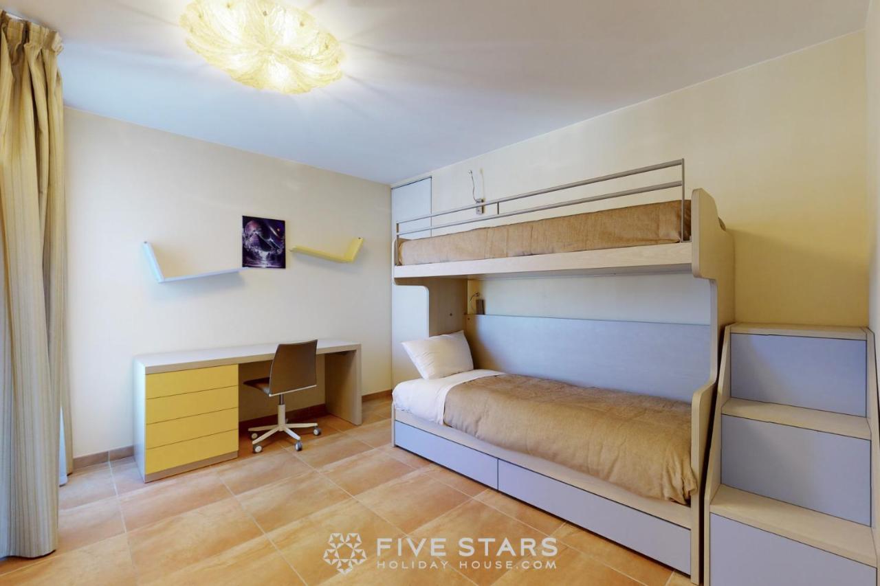 Luxury Beach Five Stars Holiday House Ницца Экстерьер фото