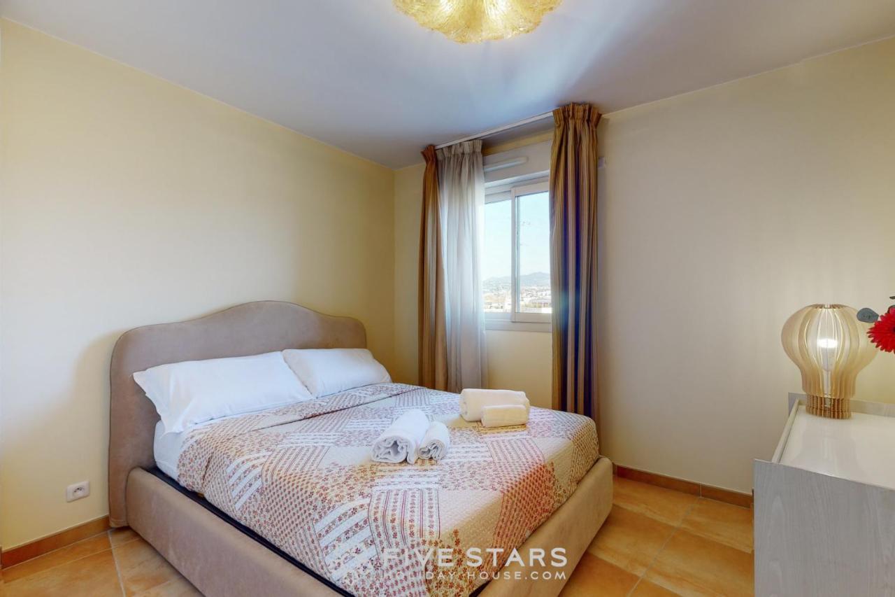 Luxury Beach Five Stars Holiday House Ницца Экстерьер фото